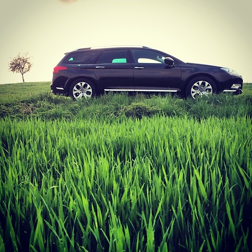 Easter Weekend Trip. Citroën C5 HDI 140 Station Wagon ... #psa #citroen #c5 #citroenC5 #test #testdrive #HDI #diesel #family #cars #newcars #familycars # stationWagon #wagon #french #Happy #Easter
