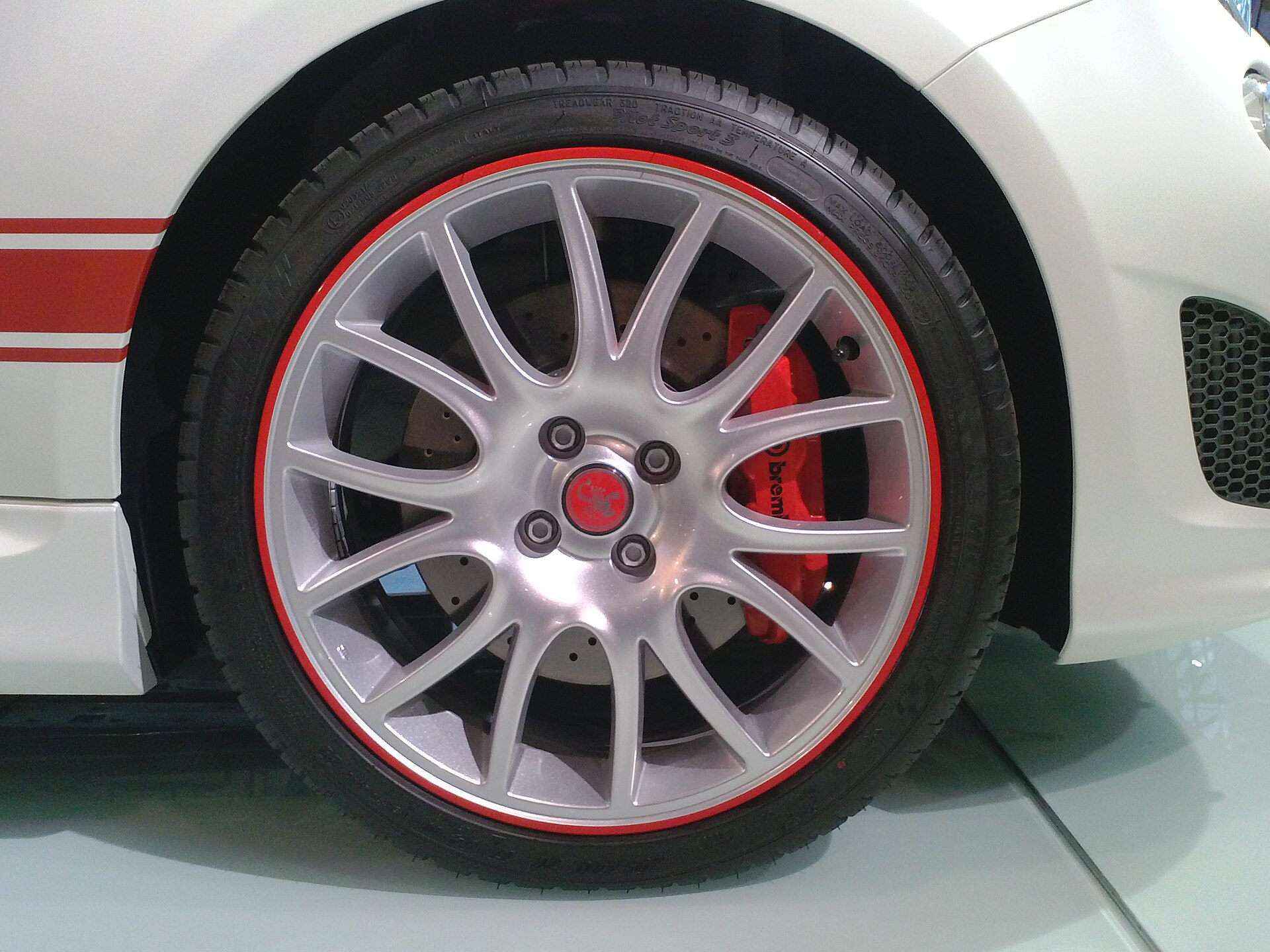 Abarth_595_50_Anniversario_freni