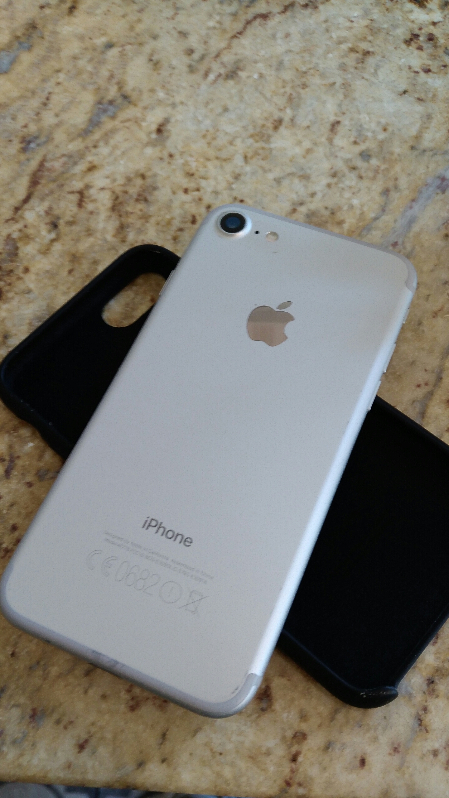 Iphone 7 silver rear