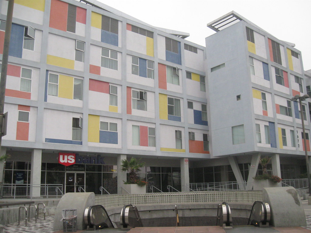 New apartment building near subway 1